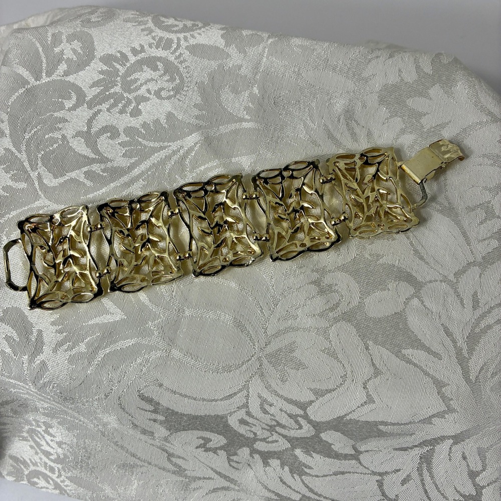 VTG Bracelet Wide Gold Tone Open Work Panels Floral Motif